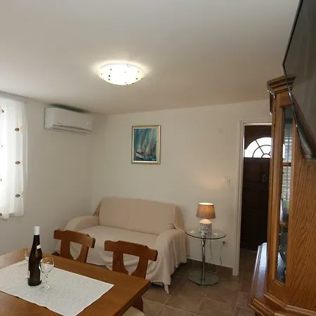 Apartament Damirk