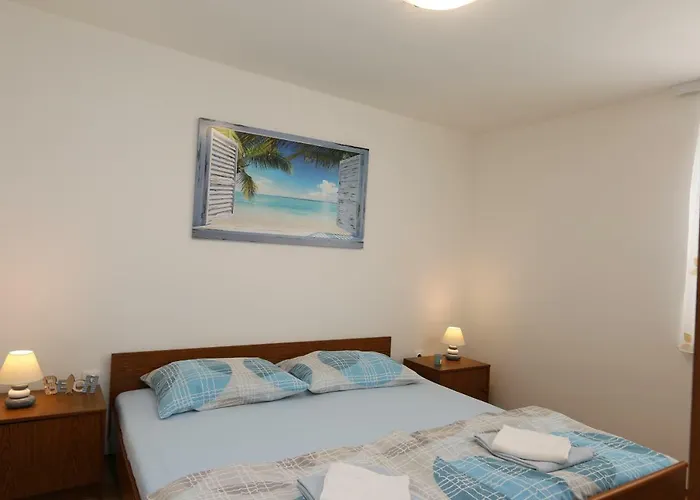 Damirk * Polje (Krk)